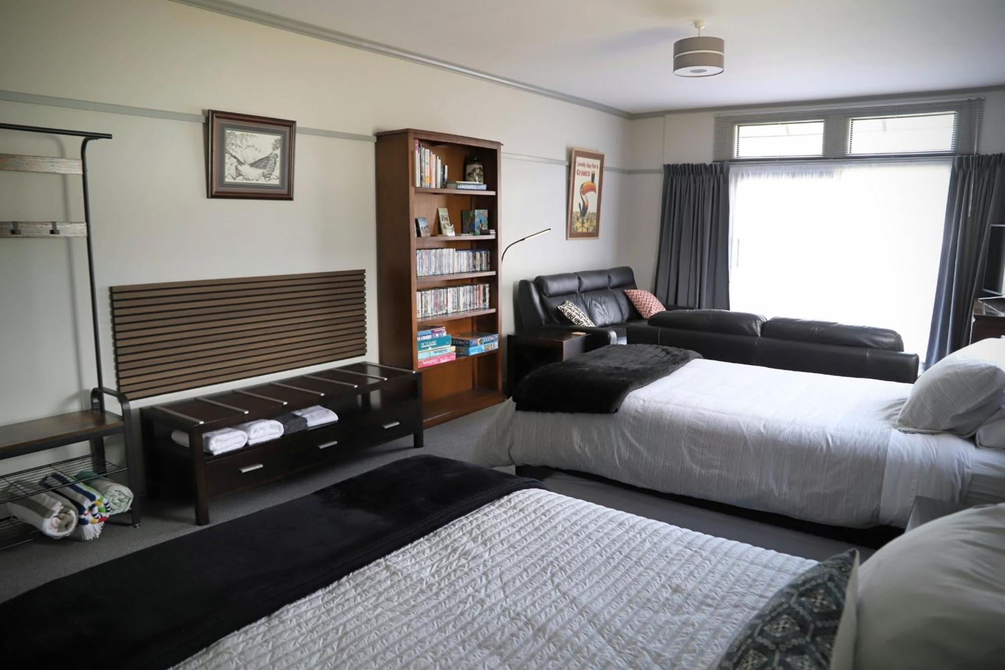 Catnap Cottage, Newly Renovated Manapouri Eksteriør billede
